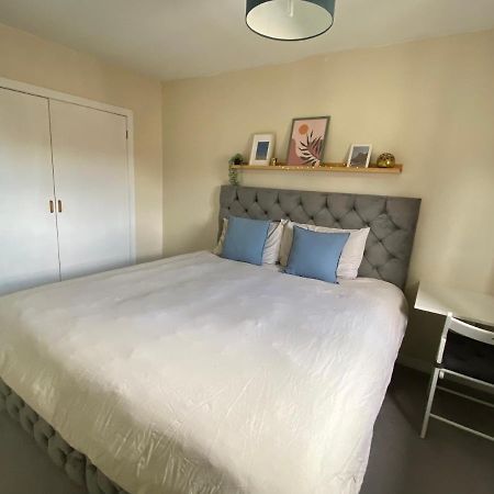 Cozy Bedroom In Shared Accommodation With Free Parking Edinburgh Exteriér fotografie