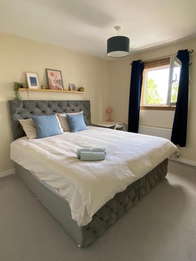 Cozy Bedroom In Shared Accommodation With Free Parking Edinburgh Exteriér fotografie